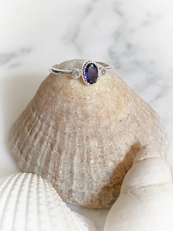 Iolite & Blue Topaz Ring