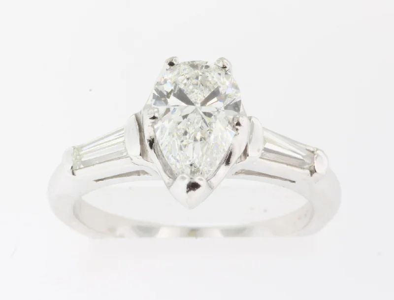 PLATINUM 1.30ctw 1.00ct CENTER PEAR CUT SI1 E COLOR DIAMOND ENGAGEMENT RING SIZE 4.5