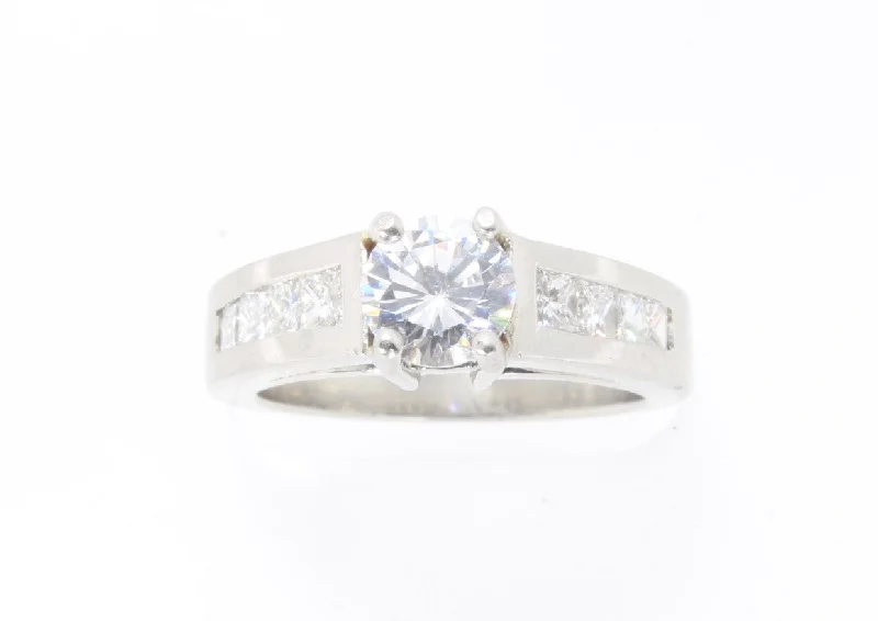 PLATINUM .67ctw DIAMOND CZ CENTER SEMI MOUNT ENGAGEMENT RING SIZE 6