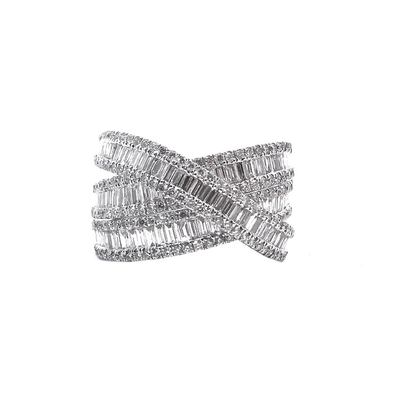 White Gold Diamond Fashion Ring