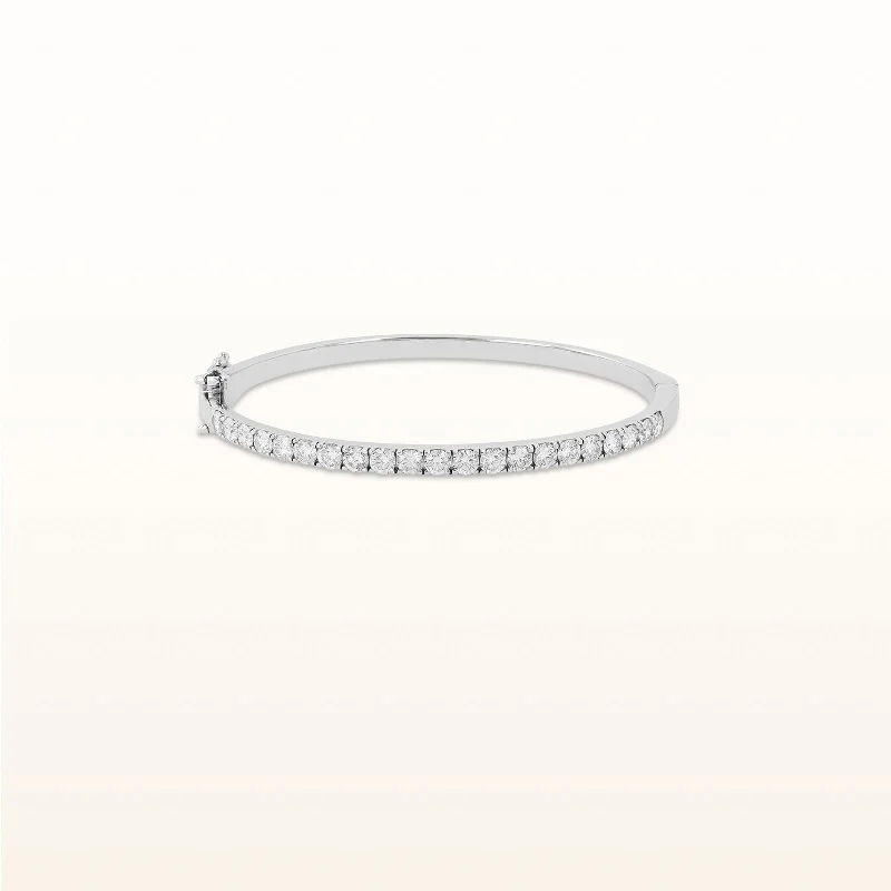 Classic Hinged Diamond Bangle Bracelet in 14kt White Gold