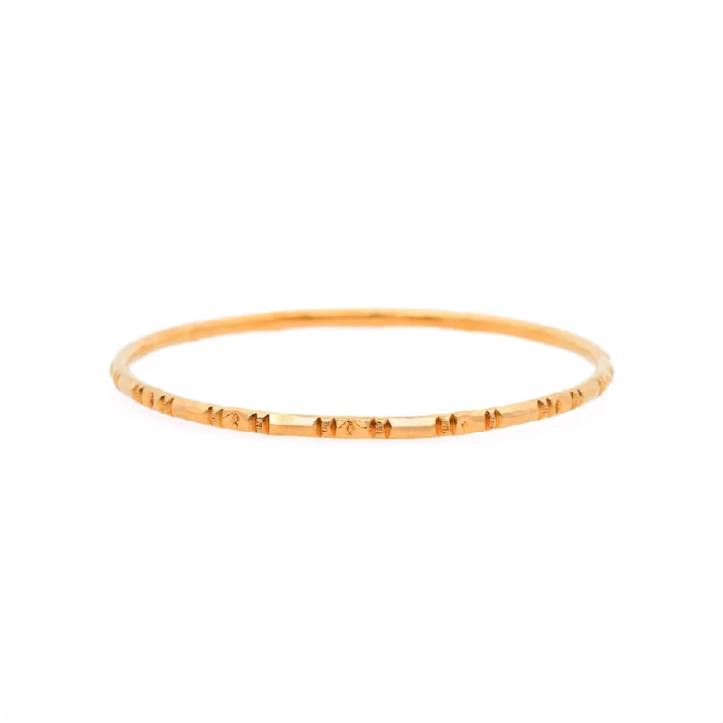 Magpie Vintage- 18k Continuous Bangle